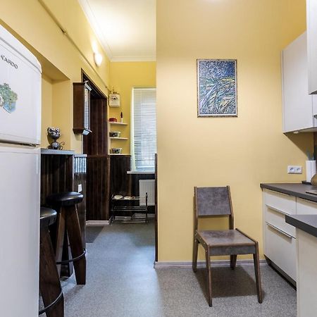 Modern Chaikovskogo Apartment リヴィウ エクステリア 写真