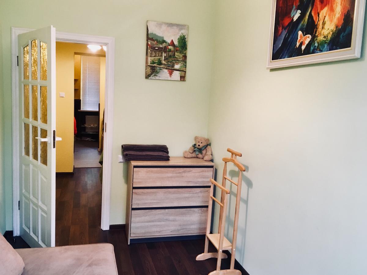 Modern Chaikovskogo Apartment リヴィウ エクステリア 写真