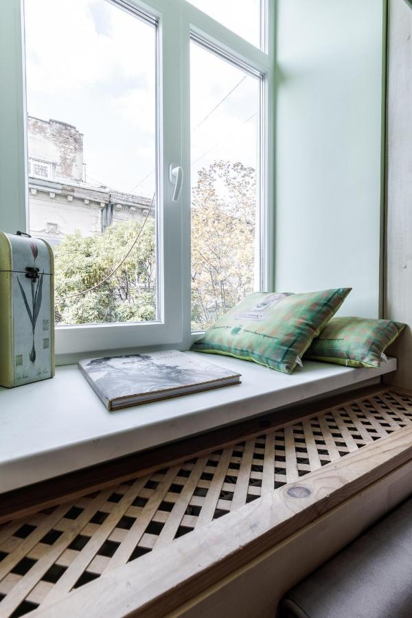 Modern Chaikovskogo Apartment リヴィウ エクステリア 写真